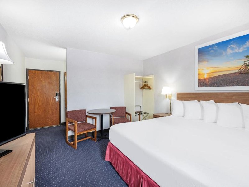 デイズ イン バイ ウィンダム モンティセロ (Days Inn by Wyndham Monticello)の写真