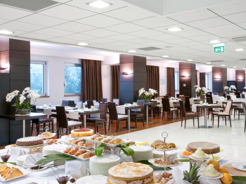 Holiday Inn Salerno-Cava De