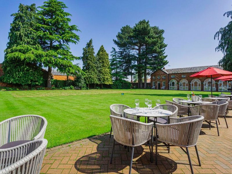 The Wynnstay Hotel, Oswestryの写真