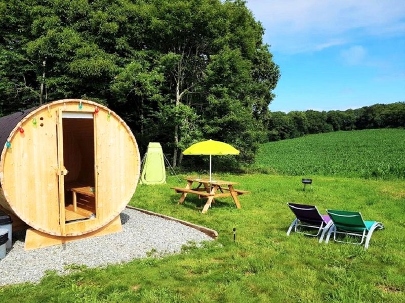 Tonneau bulle insolite, vue sur vignobleの写真
