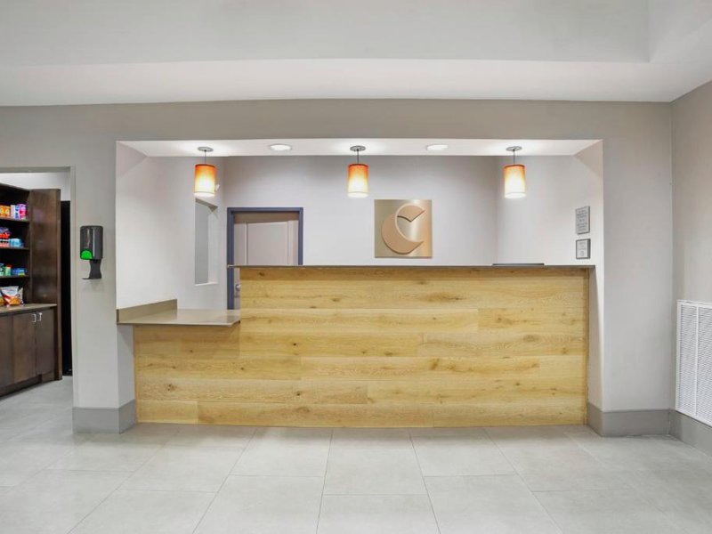コンフォート イン & スイーツ (Comfort Inn & Suites)の写真