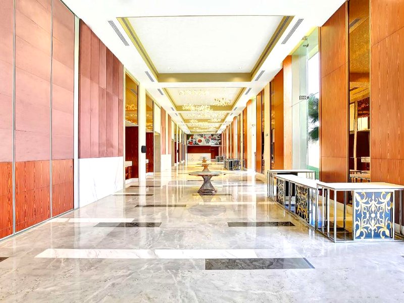 ラディソン レッド チャンディーガル モハリ (Radisson RED Chandigarh Mohali)の写真