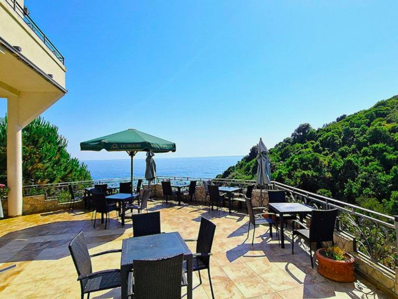 AZURA BAY HOTEL & Loungeの写真