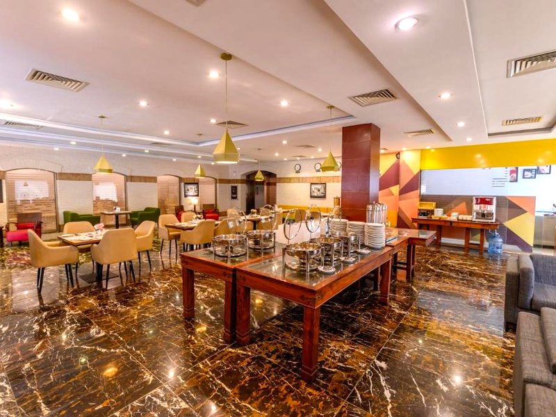 Hotel One Faisalabadの写真