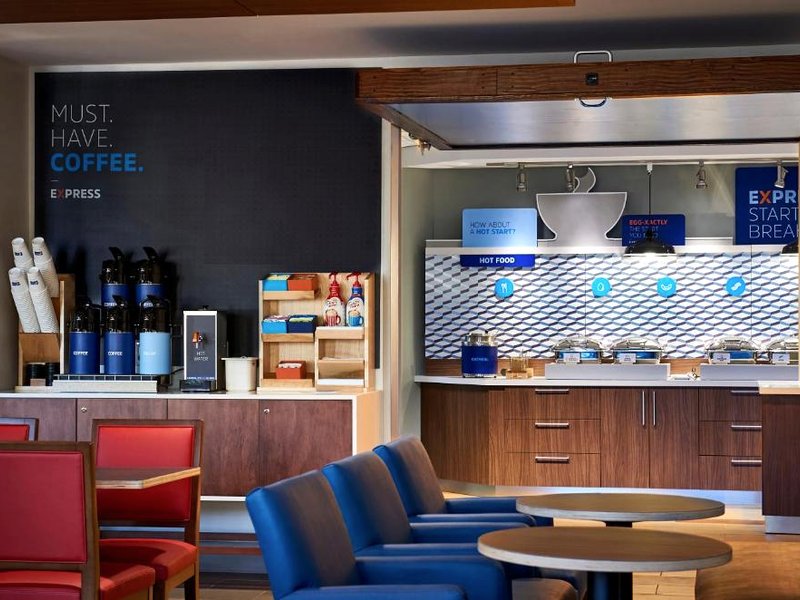 ホリデイ イン エクスプレス ニューアーク エアポート エリザベス バイ IHG (Holiday Inn Express Newark Airport Elizabeth By IHG)の写真