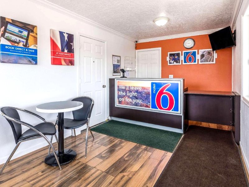 Motel 6 Tremonton_3の写真