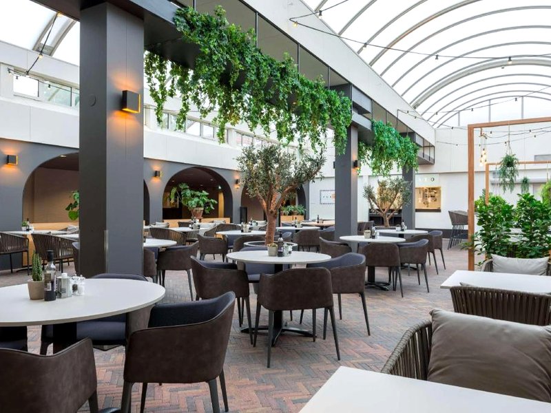 NH アイントホーフェン カンファレンス センター コーニングスホーフ (NH Eindhoven Conference Centre Koningshof)の写真