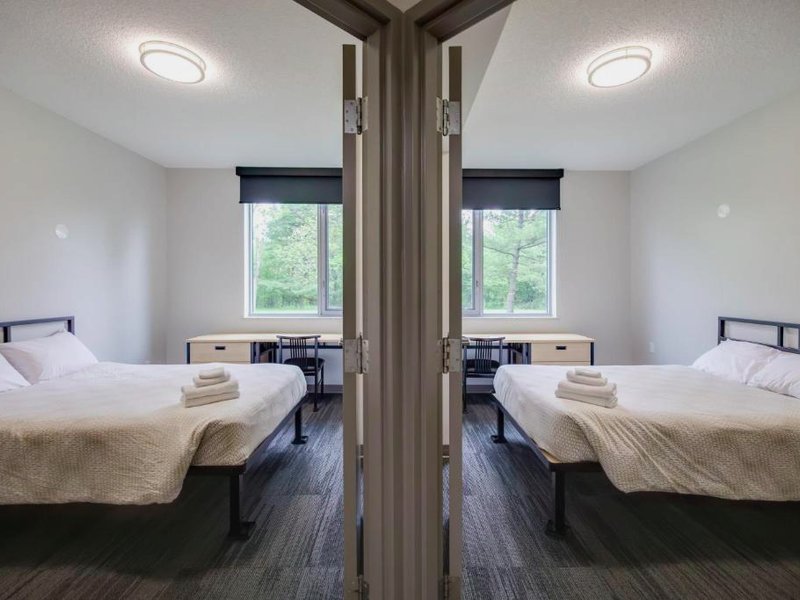 Residence & Conference Centre - Oakvilleの写真