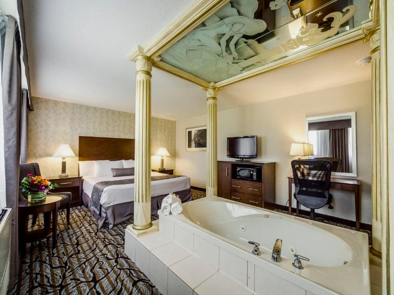 モンテ カルロ イン オークスビル スイーツ (Monte Carlo Inn Oakville Suites)の写真