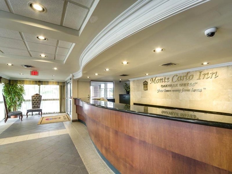 モンテ カルロ イン オークスビル スイーツ (Monte Carlo Inn Oakville Suites)の写真