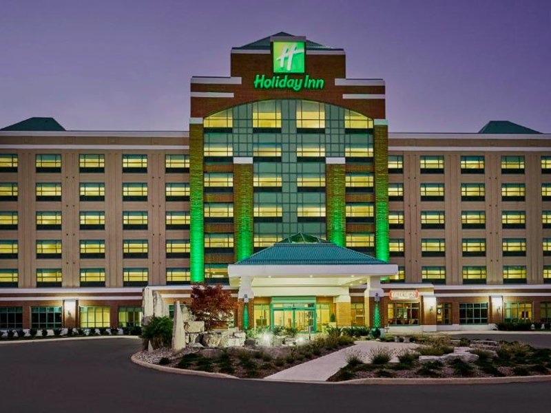 Holiday Inn & Suites Oakville at Bronte By IHGの写真