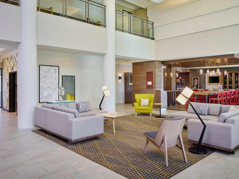 Holiday Inn & Suites Oakville at Bronte By IHGの写真