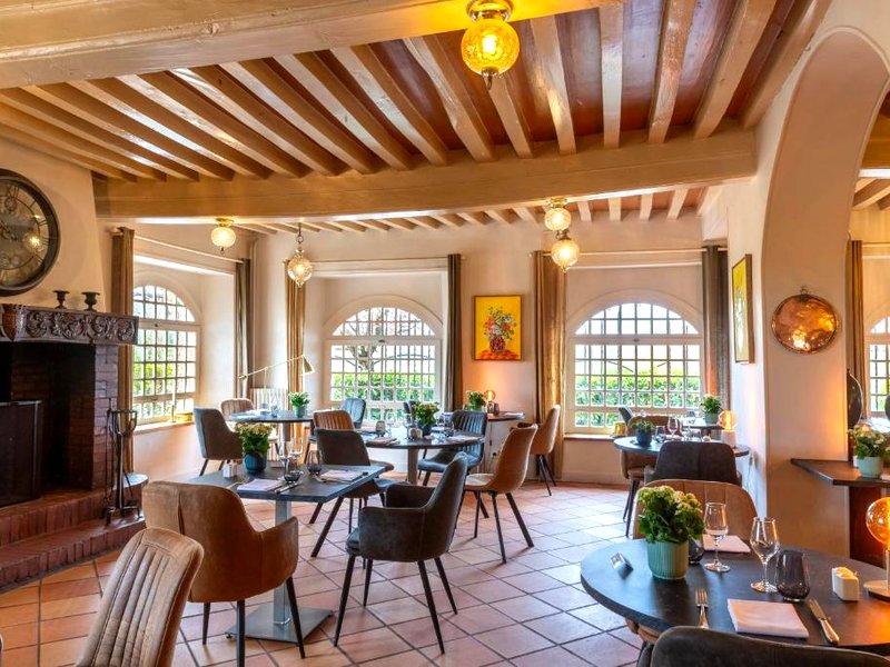 Le relais fleuri, Hôtel et restaurant Logis - Avallon (Le relais fleuri, Hotel et restaurant Logis - Avallon)の写真