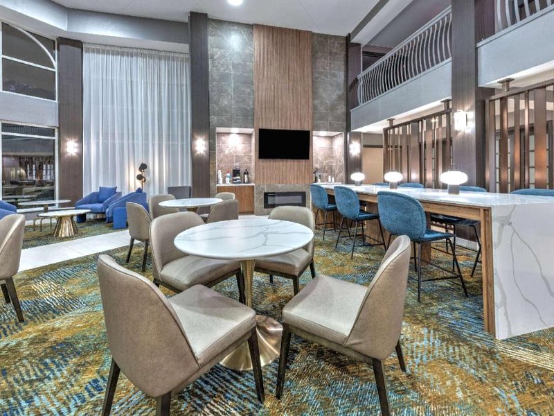 ラ キンタ イン & スイーツ バイ ウィンダム ダラス DFW エアポート ノース (La Quinta Inn & Suites by Wyndham Dallas DFW Airport North)の写真