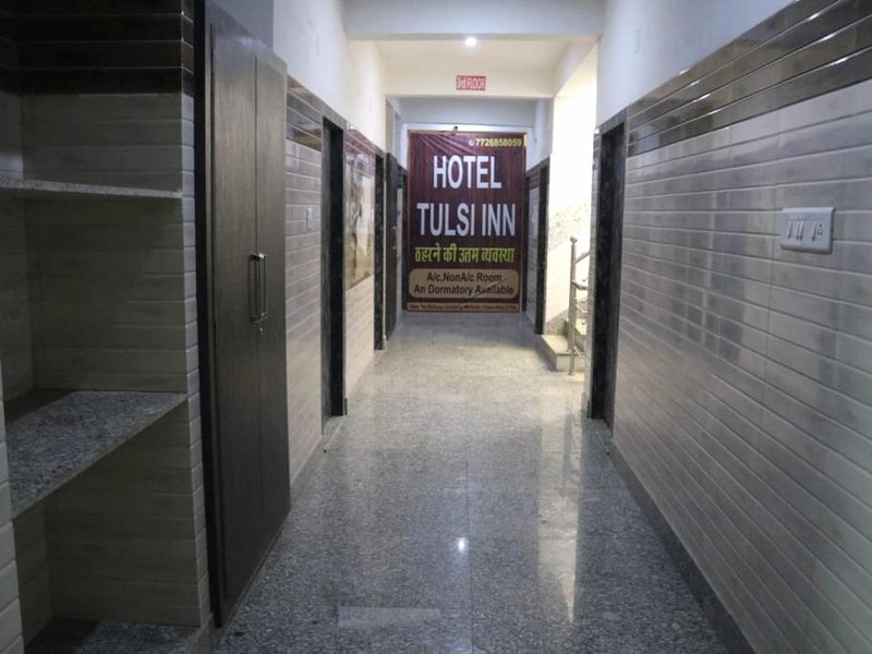 Hotel Tulsi Innの写真