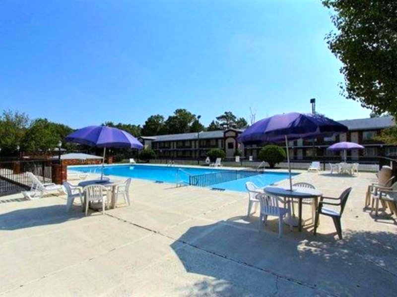 Quality Inn & Suites Millvilleの写真