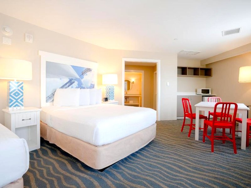 Cedar Point Hotel Breakersの写真