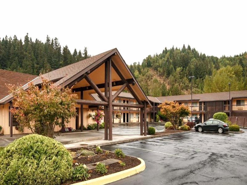Oakridge Inn Suitesの写真