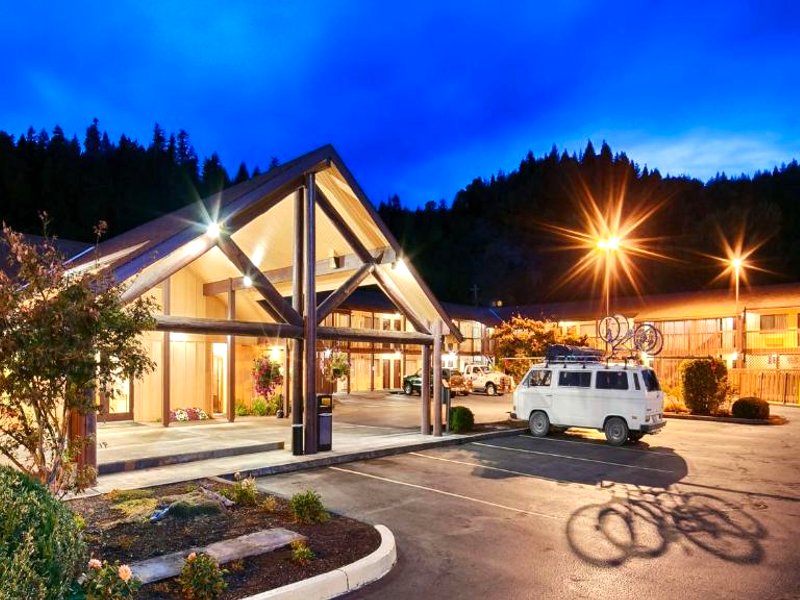 Oakridge Inn Suitesの写真