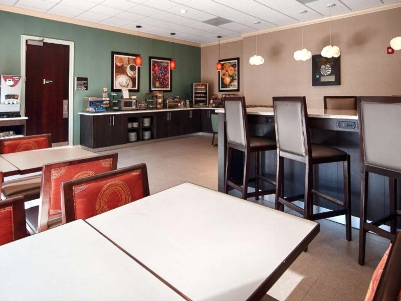 ベスト ウェスタン プラス ロズウェル/アルファレッタ (Best Western Plus Roswell/Alpharetta)の写真