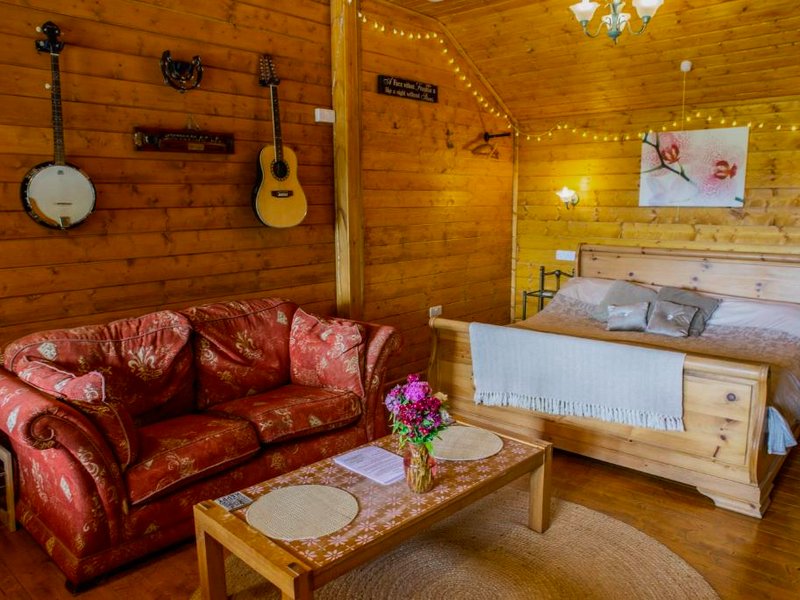 Blossom Cabin - Little log Cabin in Walesの写真