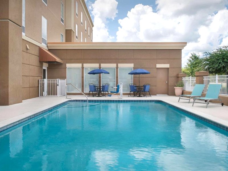 ハンプトン イン ステーツボロ (Hampton Inn Statesboro)の写真