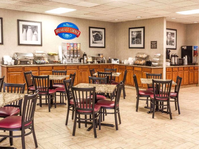 Baymont By Wyndham Michigan Cityの写真