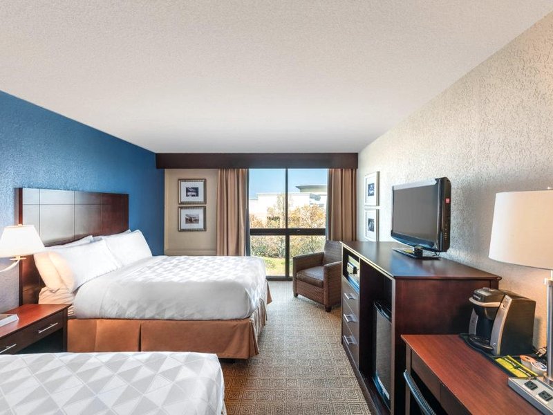 Holiday Inn South Plainfield Piscatawayの写真