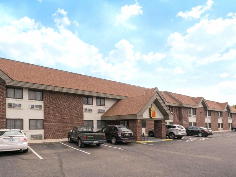 スーパー 8 バイ ウインダム セント クラウド (Super 8 By Wyndham St. Cloud)の写真