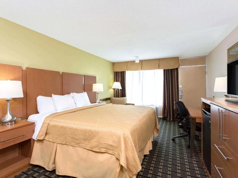 Days Inn & Conf Center by Wyndham Southern Pines Pinehurstの写真