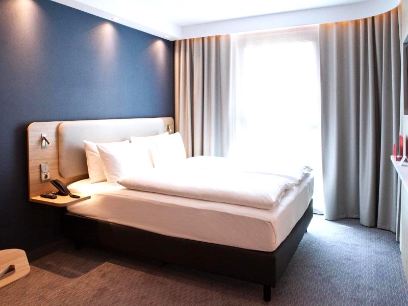ホリデイ イン エクスプレス オッフェンブルク バイ IHG (Holiday Inn Express Offenburg By IHG)の写真
