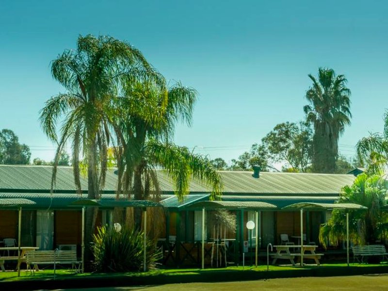 デニリクイン カントリー クラブ モーター イン (Deniliquin Country Club Motor Inn)の写真
