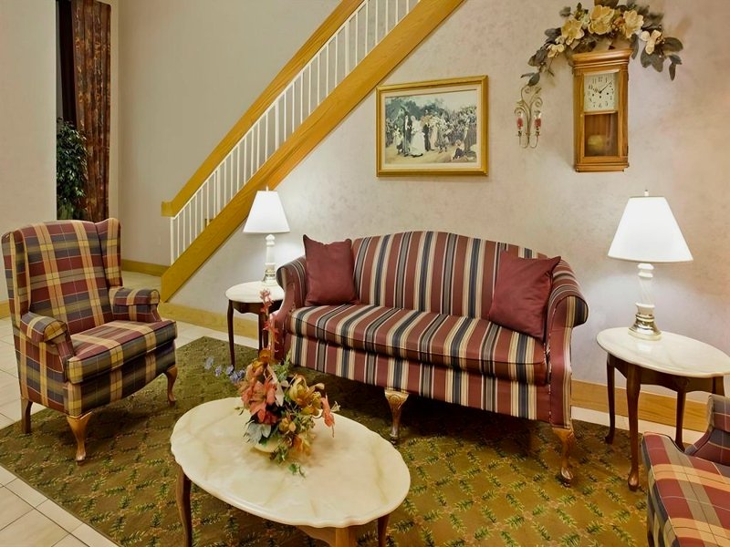 Holiday Inn Express Marshfield Springfield Areaの写真