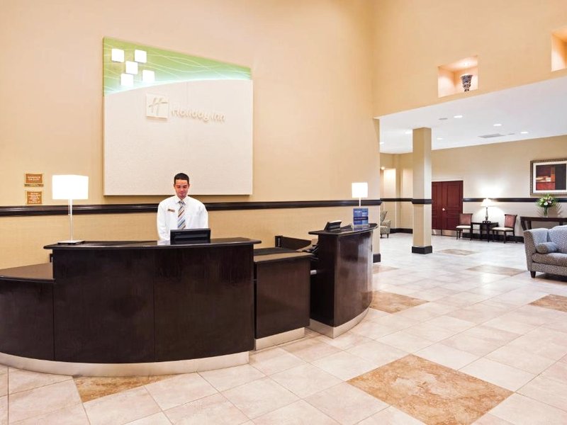 ホリデイ イン ホテル ＆ スイーツ ビューフォート アット ハイウェイ 21 バイ IHG (Holiday Inn Hotel & Suites Beaufort at Highway 21 By IHG)の写真