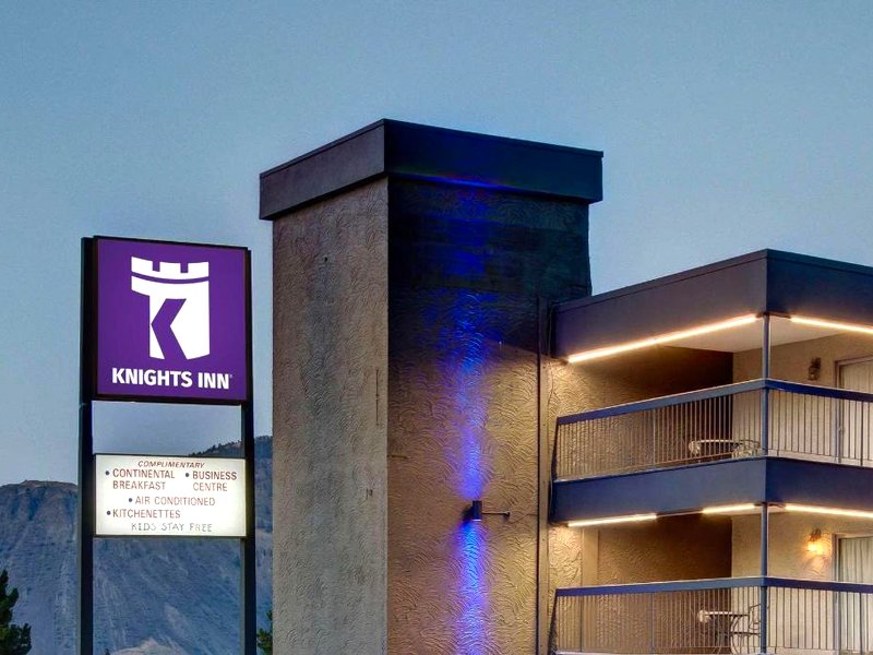 ナイツ イン ノース リッチランド ヒルズ (Knights Inn North Richland Hills)の写真