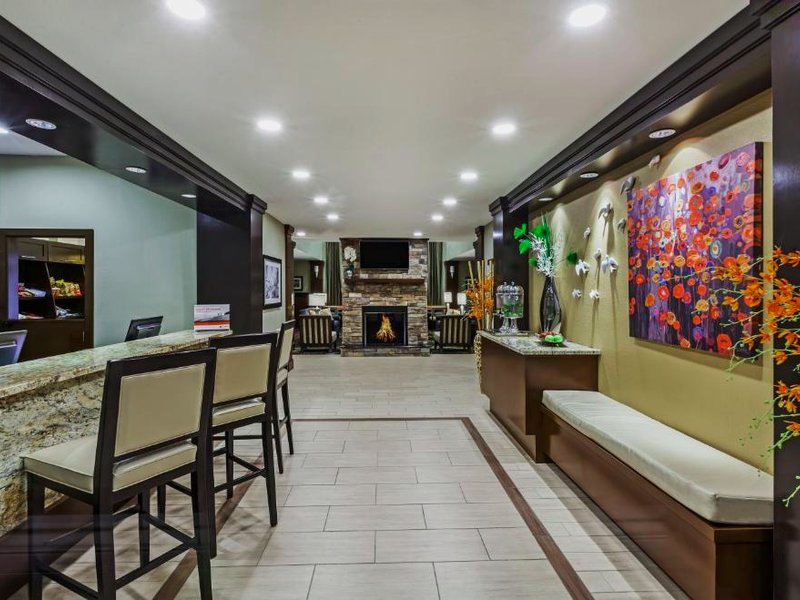 Staybridge Suites Fort Worth - Fossil Creek By IHGの写真