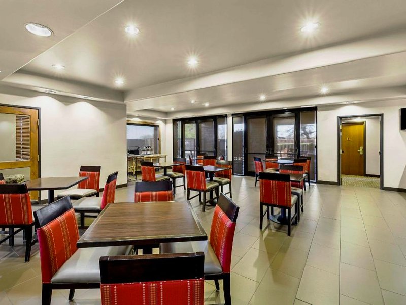 コンフォート イン ベンソン ニア カチュナー キャバーンズ (Comfort Inn Benson near Kartchner Caverns)の写真