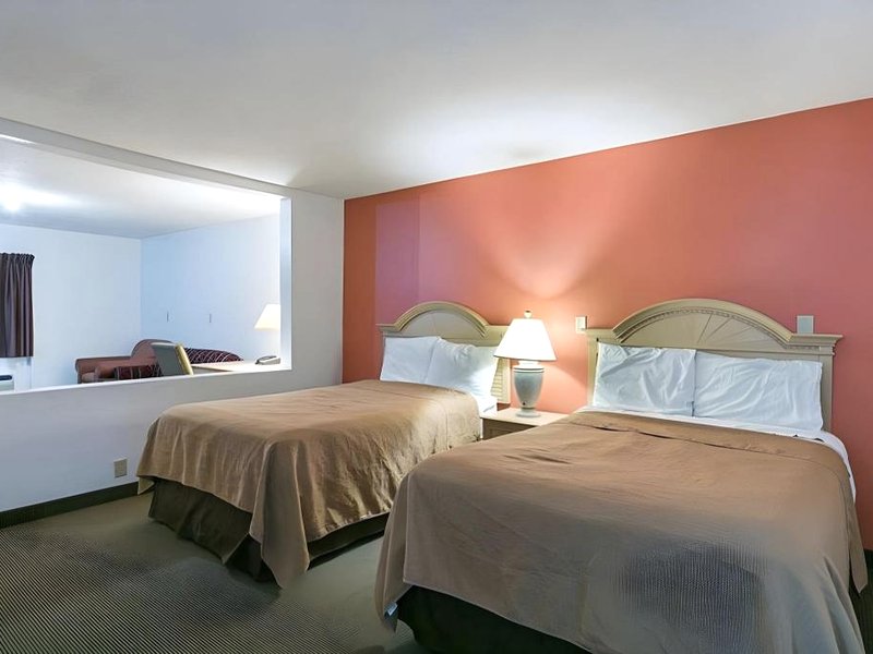 Rodeway Inn & Suitesの写真