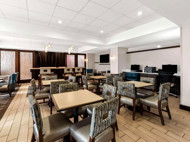 Hampton Inn Pennsvilleの写真