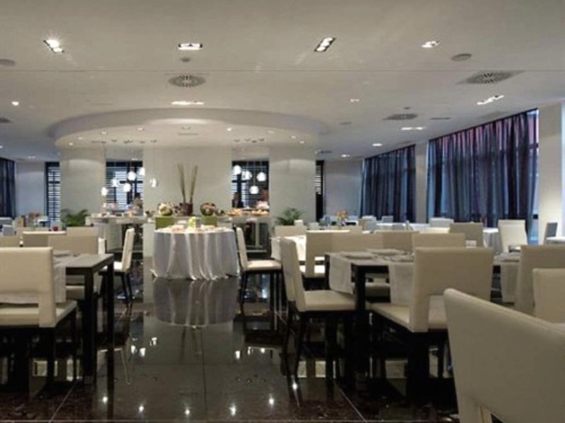 Italiana Hotels Milan Rho Fairの写真