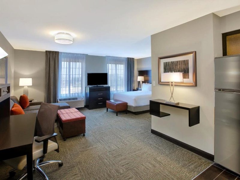 Staybridge Suites Benton Harbor-St. Joseph River By IHGの写真
