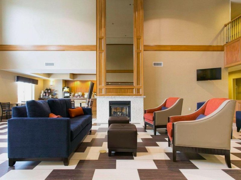 コンフォート スイーツ ベントン ハーバー セント ジョゼフ (Comfort Suites Benton Harbor - St. Joseph)の写真