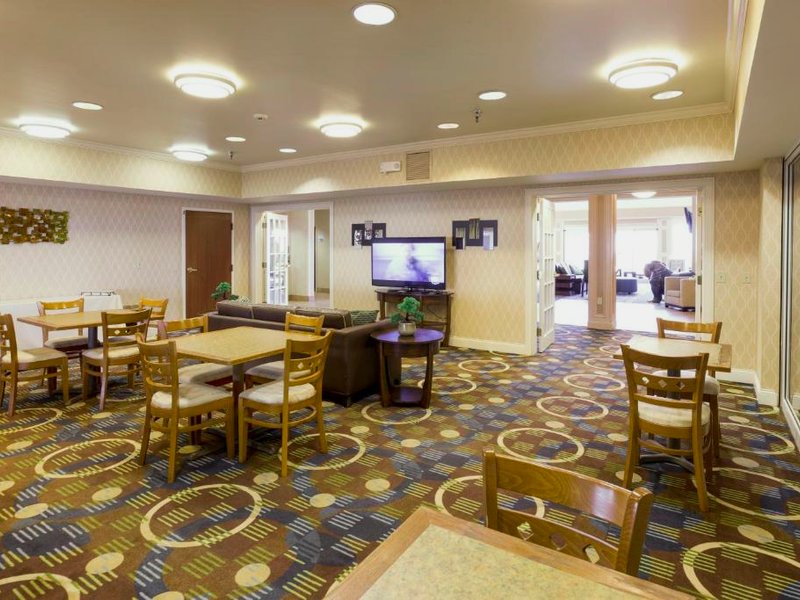 Holiday Inn Express Hotel & Suites-Saint Joseph By IHGの写真