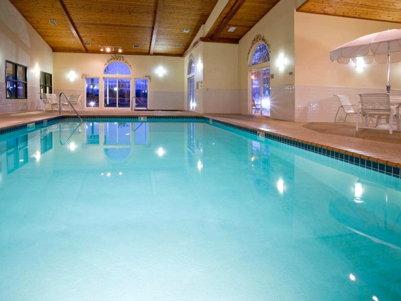 カントリー イン&スイーツ バイ ラディソン コテージ グローブ (Country Inn & Suites by Radisson, Cottage Grove, MN)の写真