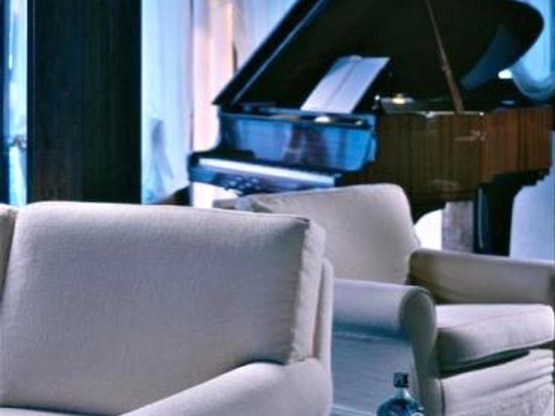 ホテル レ ジュモー クールマイユール (Hotel Les Jumeaux Courmayeur)の写真