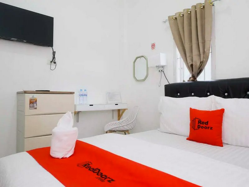 Reddoorz Near Rs Ainun Habibie Parepareの写真