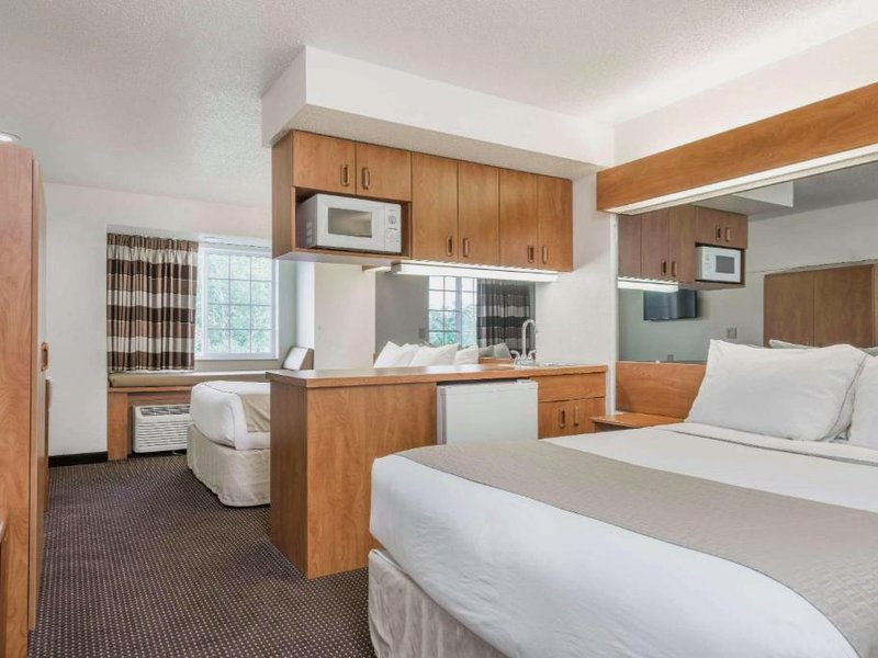マイクロテル イン&スイーツ バイ ウインダム ライス レイク (Microtel Inn & Suites by Wyndham Rice Lake)の写真