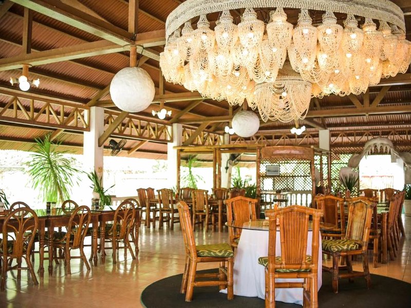 ウィスパリング パームズアイランド リゾート (Whispering Palms Island Resort)の写真