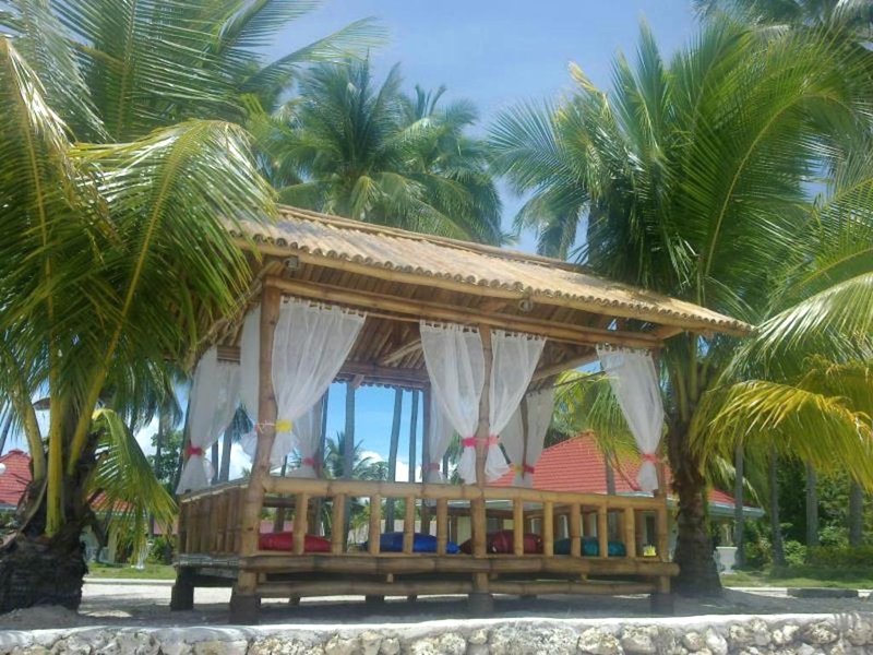 ウィスパリング パームズアイランド リゾート (Whispering Palms Island Resort)の写真