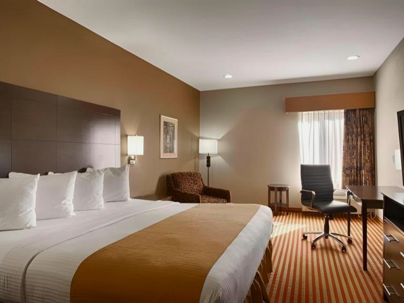 アメリカズ ベスト バリュー イン&スイーツ バストロップ (Americas Best Value Inn & Suites Bastrop)の写真